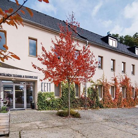 Cett Námes nad Oslavou Exterior foto